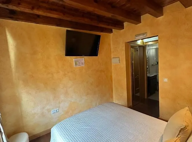 Adults Only ゲストハウス セゴビア