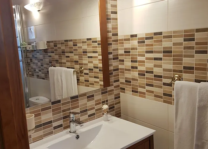 Adults Only 3* Segovia