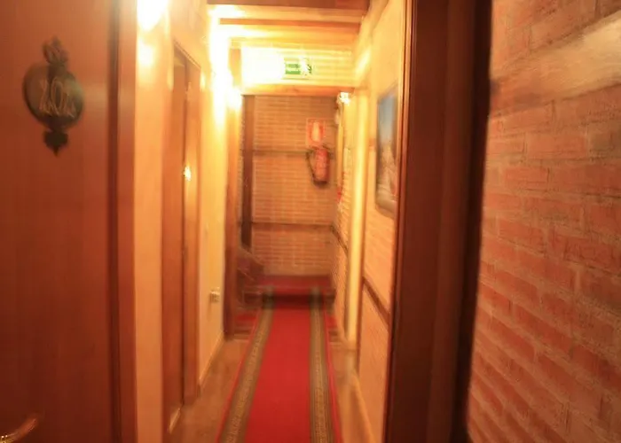 Adults Only ゲストハウス 3*